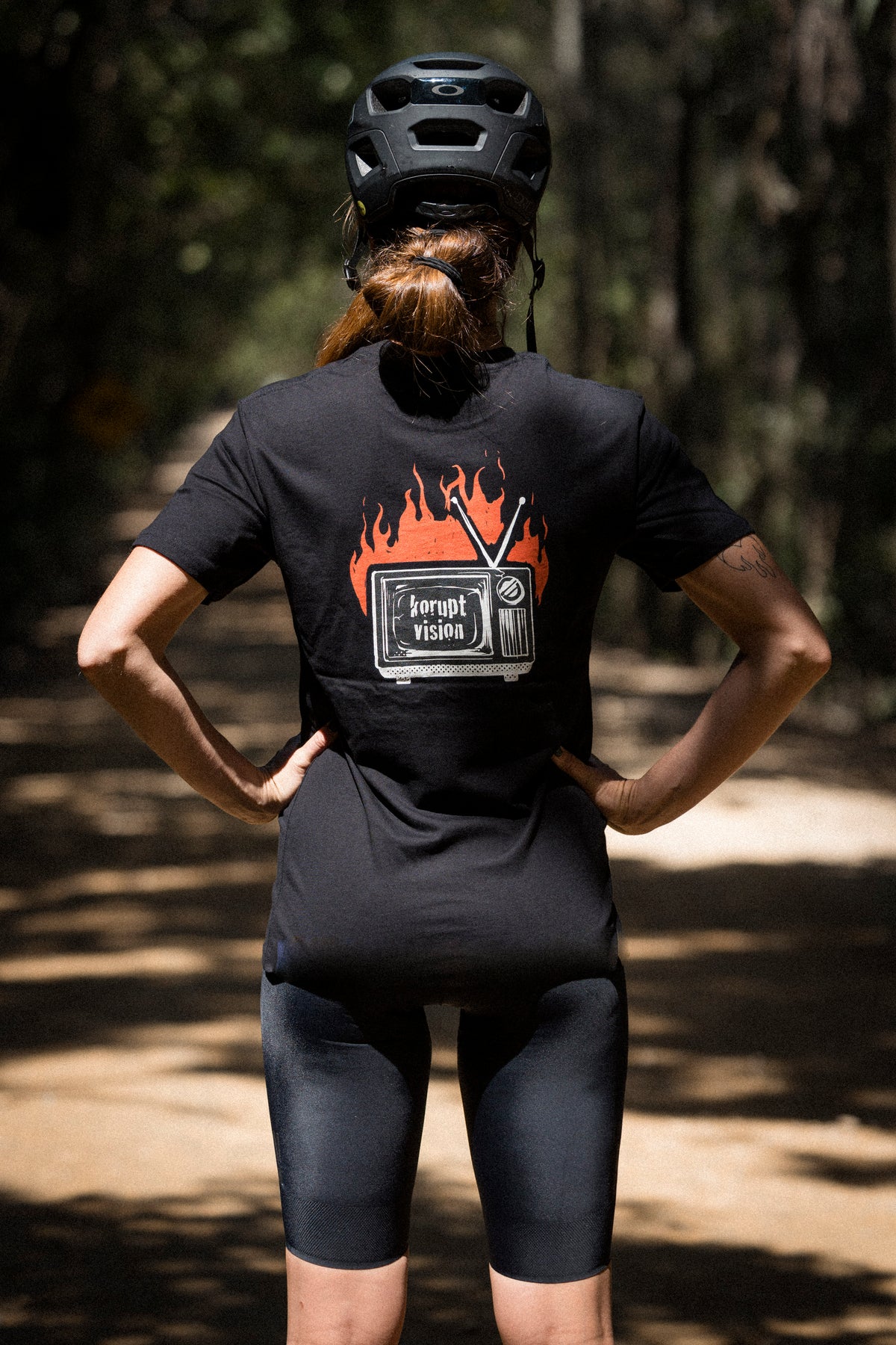 KV BURN TV TEE