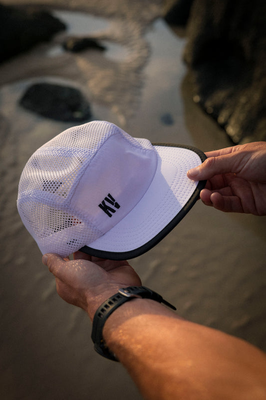 KV MESH RUN HAT - White